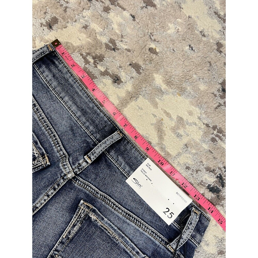 NWT Silver Boyfriend Mid-Rise Slim Fit Distressed Jeans Sz. 25X27 Buckle - Picture 6 of 13